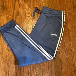 Light Blue adidas track pants in fabulous like new condition. 1x